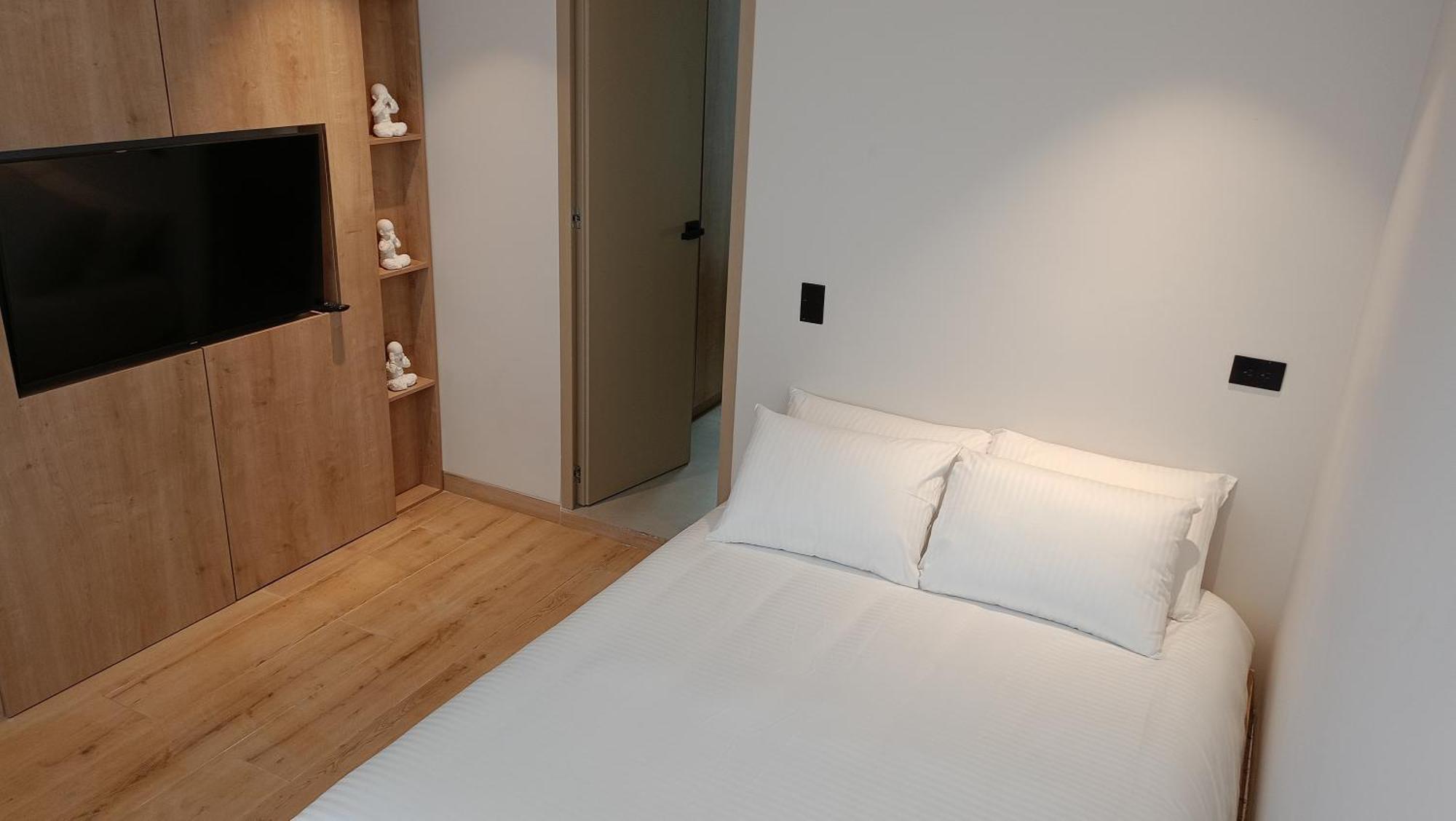 Casa Tokyo Manila By Xcay Home Medellín Extérieur photo