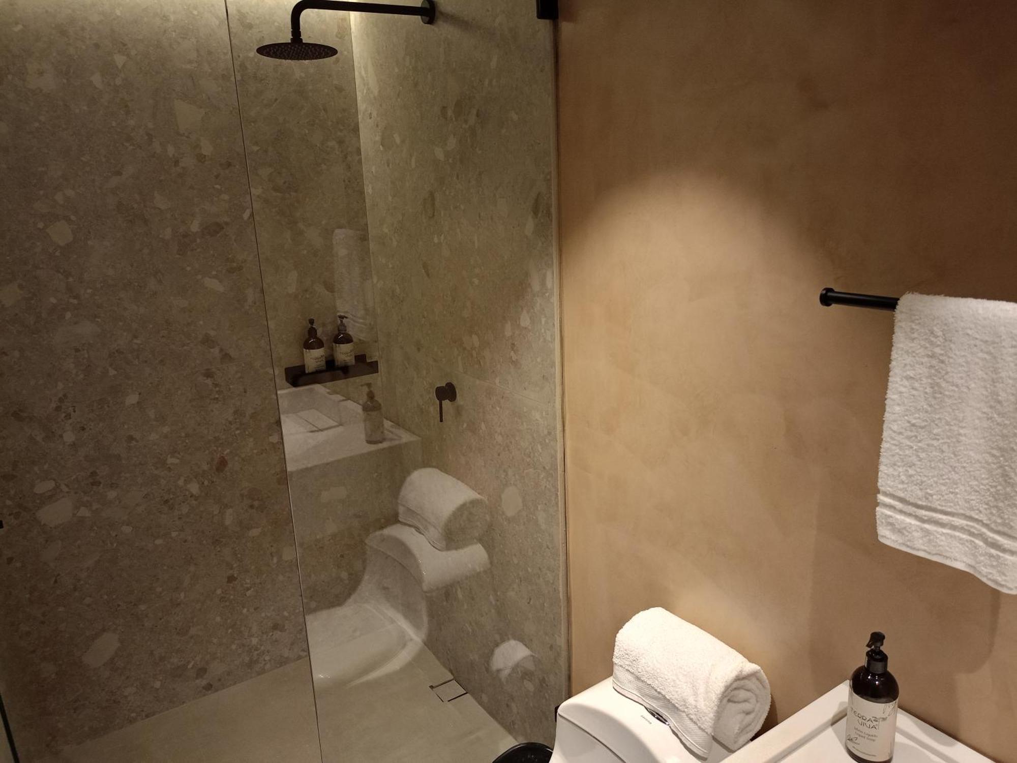 Casa Tokyo Manila By Xcay Home Medellín Extérieur photo