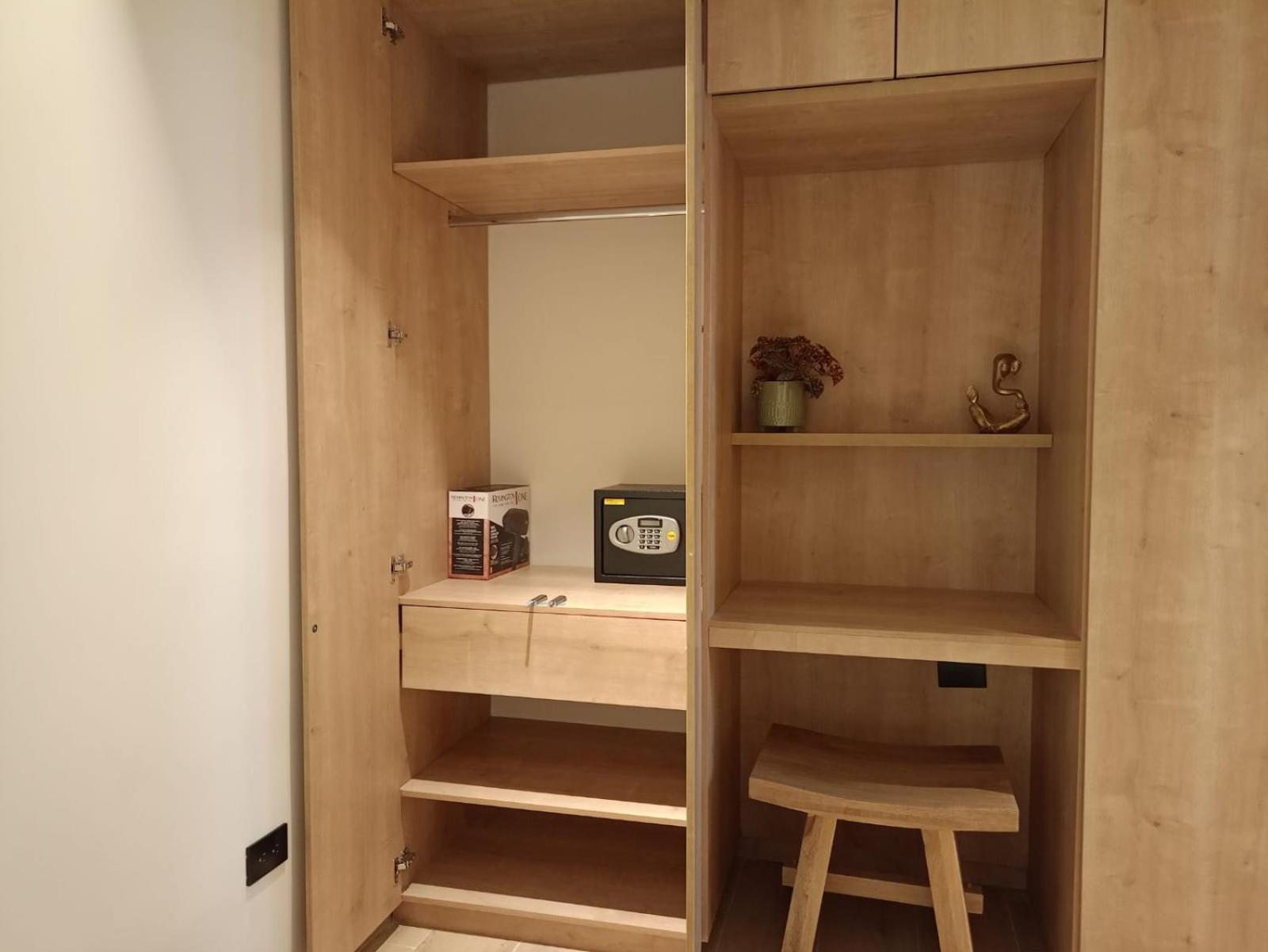 Casa Tokyo Manila By Xcay Home Medellín Extérieur photo