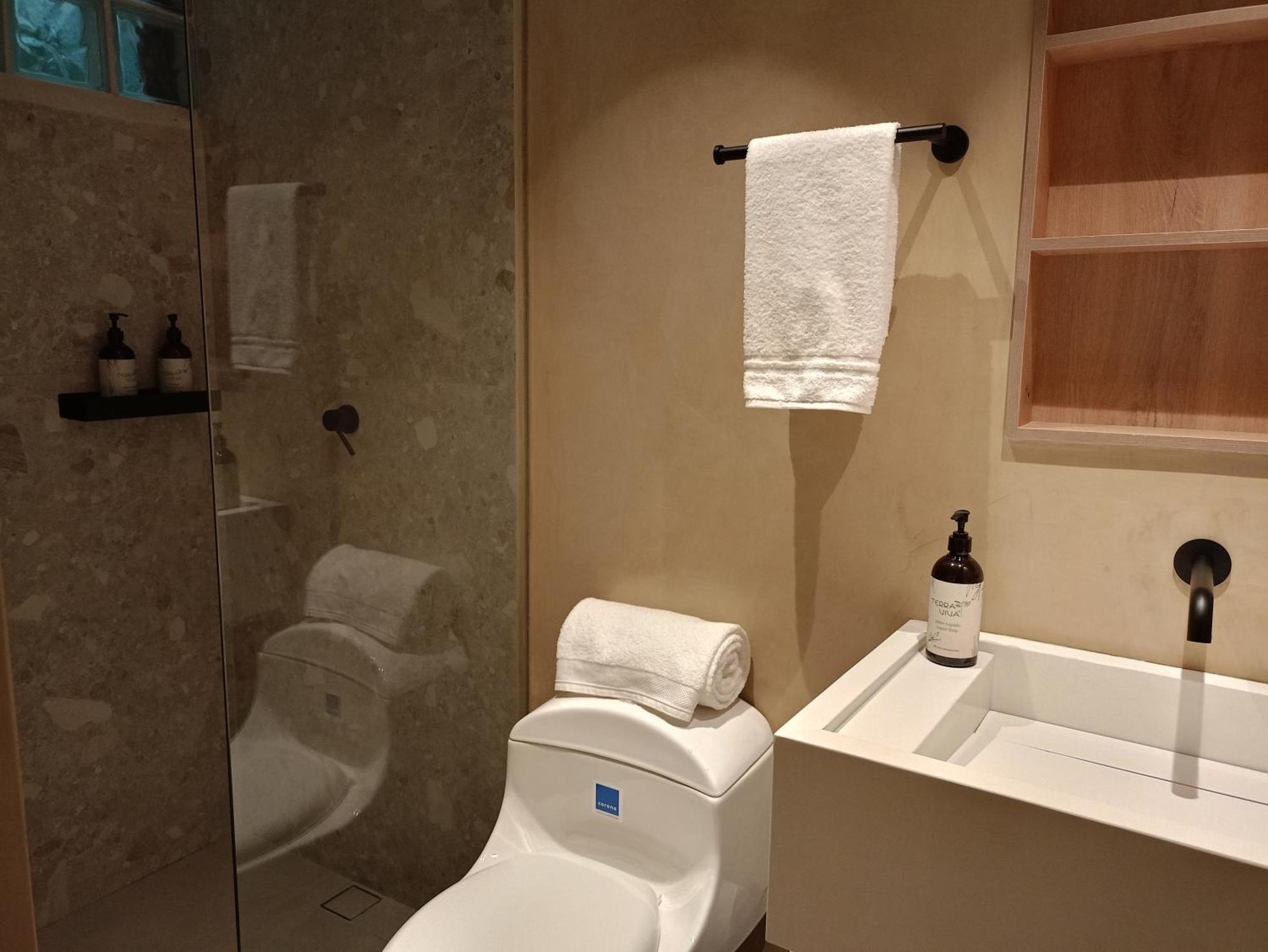 Casa Tokyo Manila By Xcay Home Medellín Extérieur photo
